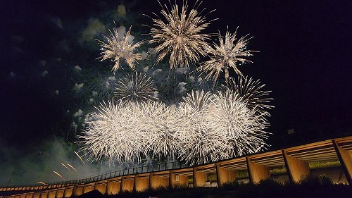 20250723_200111 - frame at 0m24s.jpg (63098 oCg)
